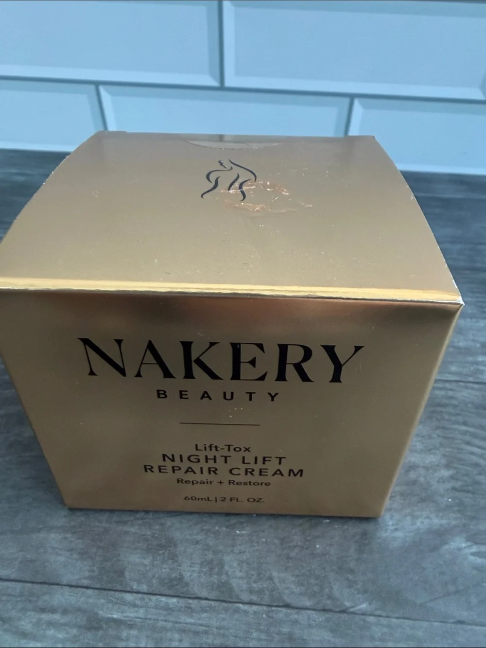 Nakery Beauty Night Lift Repair Cream - Gold Box